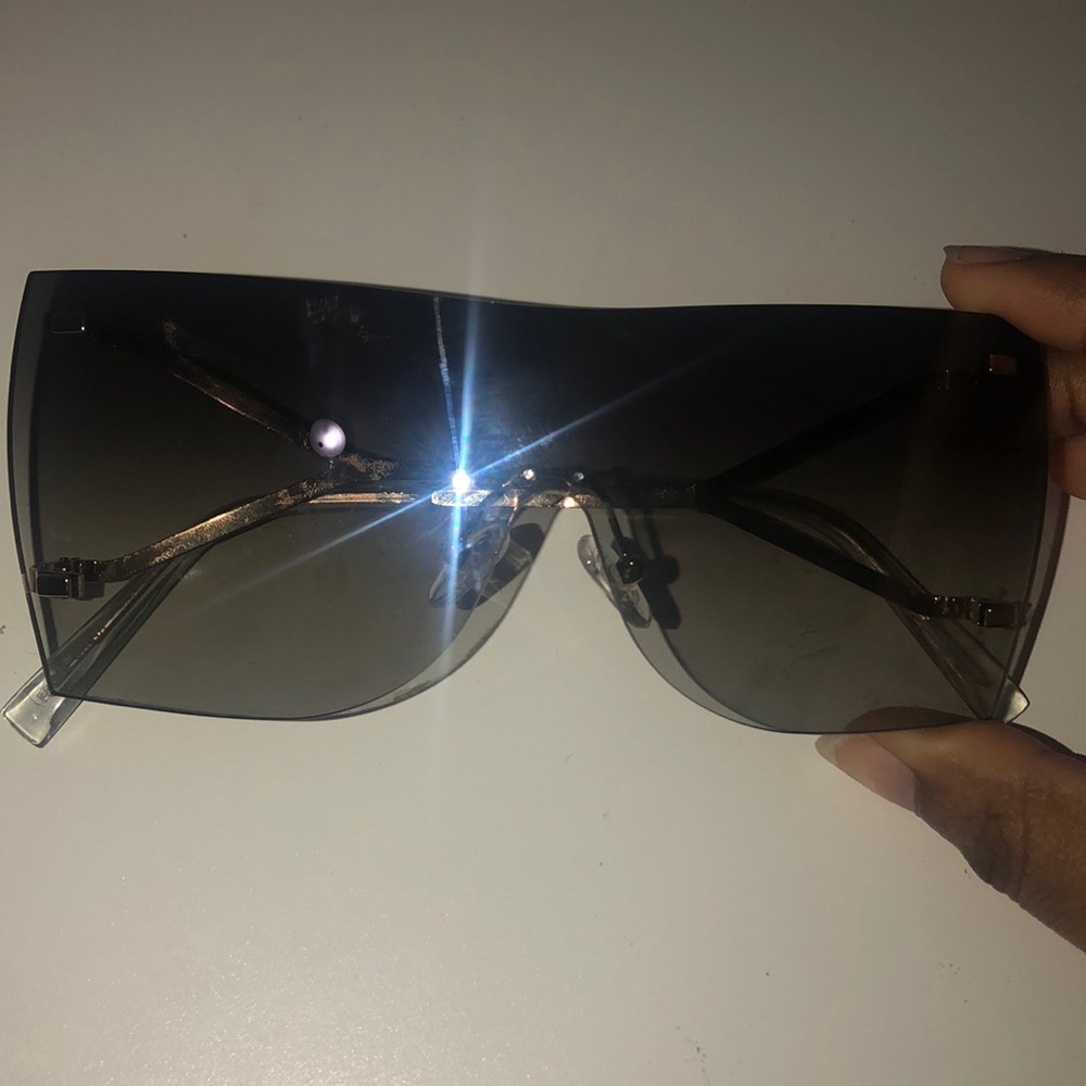 Kendall+Kylie sunglasses